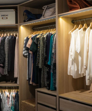 Garderobe mit Led-Beleuchtung