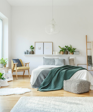 Schlafzimmer mit Kamin